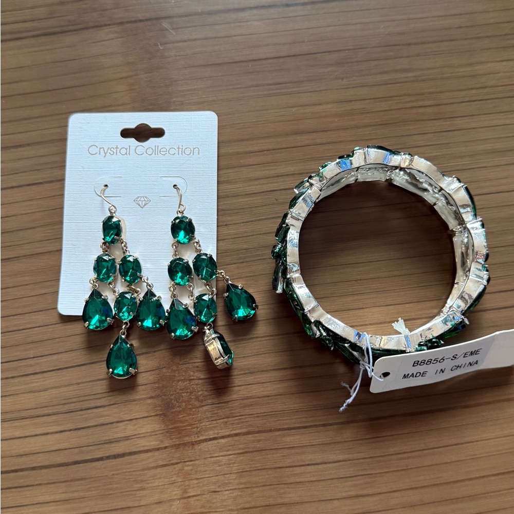 Green Fashion Earrings and Bracelet